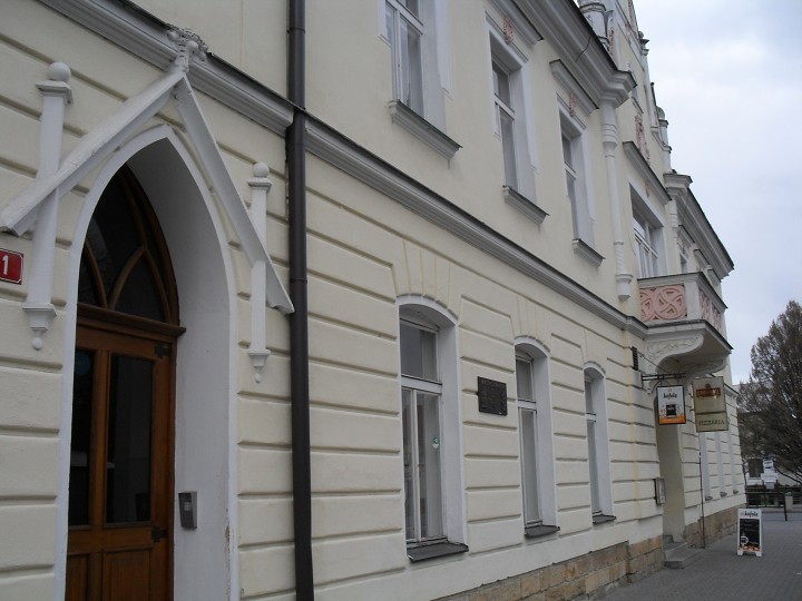 img00121.jpg